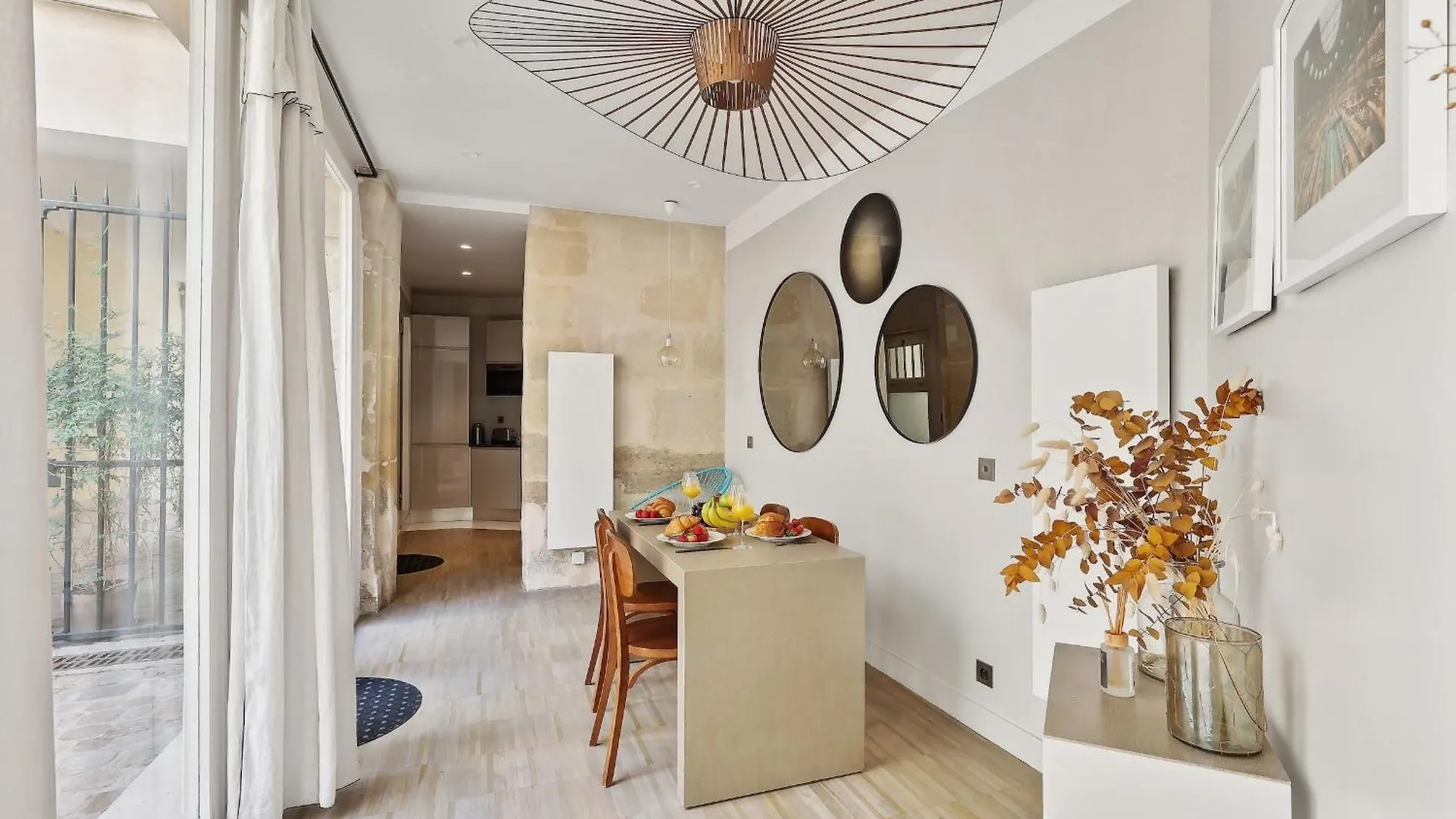 Bnbnova - Le Marais & Place Des Vosges Paris 0*,  France